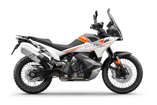 ktm-790-studio-9-teqdh9jnc2.jpg
