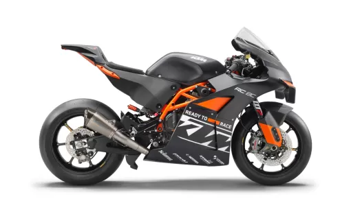 ktm-rc8c-revised-studio-1-lpcj0sbpar.jpg