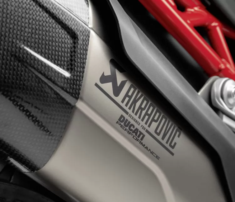 Thumbnail for The Multistrada V4 unleashes its sporty character with Akrapovič accessories